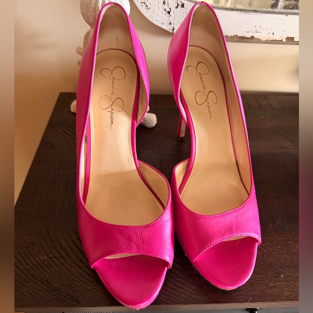 Jessica Simpson Fuchsia Peep Toe Heels